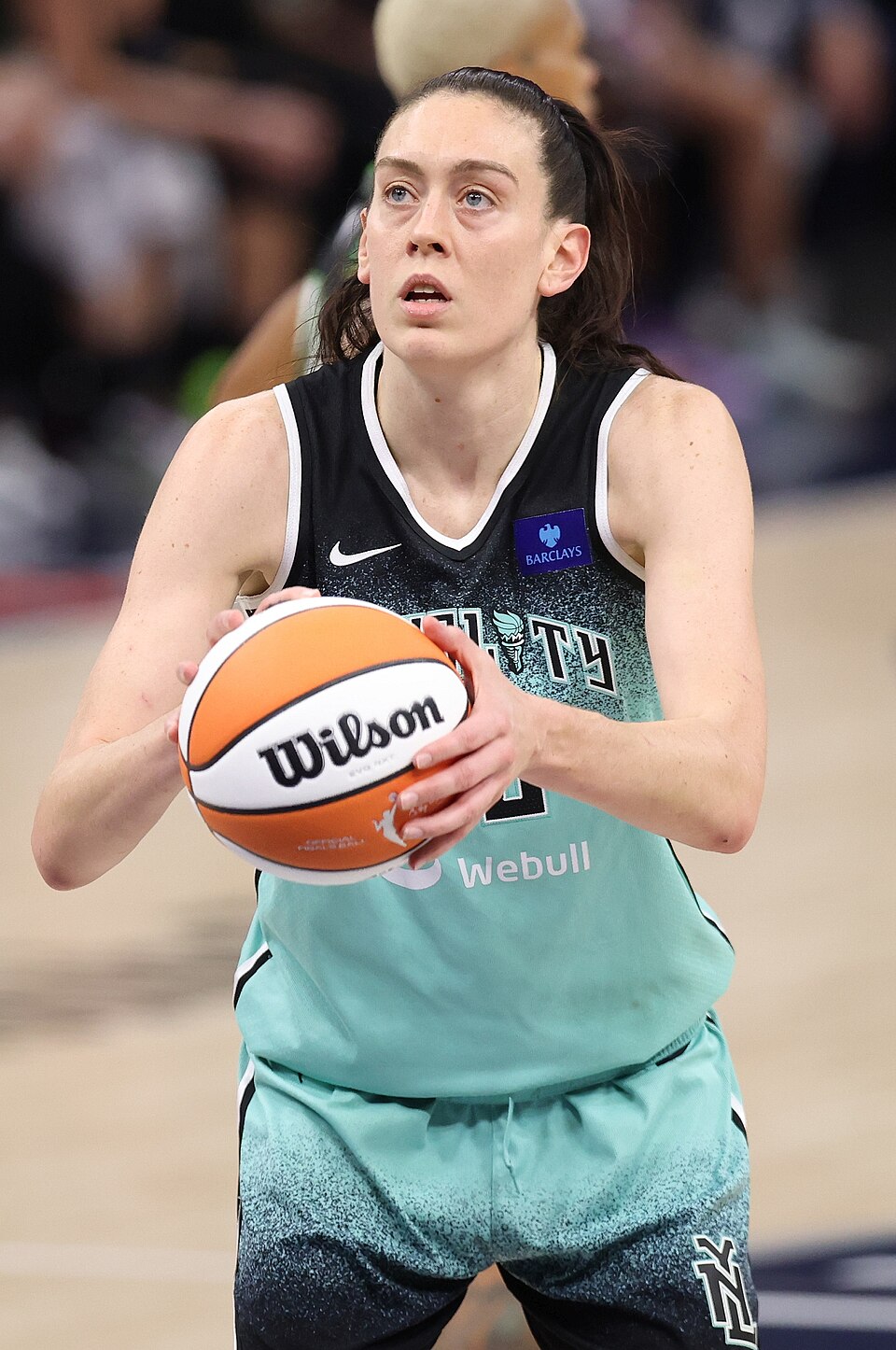 Breanna Stewart: Profil Atlet Basket Terbaik dari Amerika