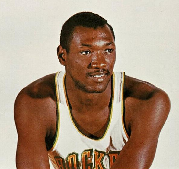 Elvin Hayes: Legenda Basket Amerika yang Mengukir Sejarah